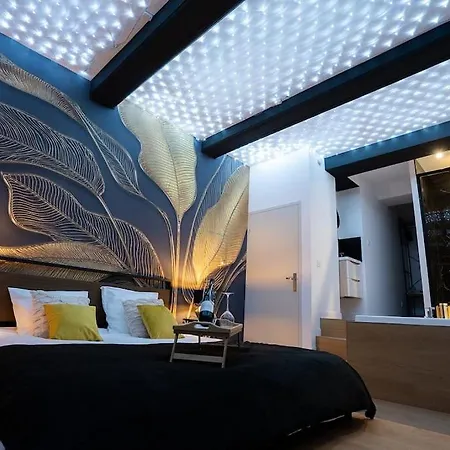 Ode Au Desir : Intimiste Τουλόν